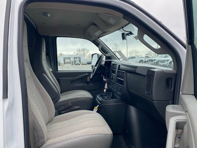 2025 Chevrolet Express 3500 Cutaway Cutaway