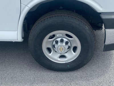 2025 Chevrolet Express 3500 Cutaway Cutaway