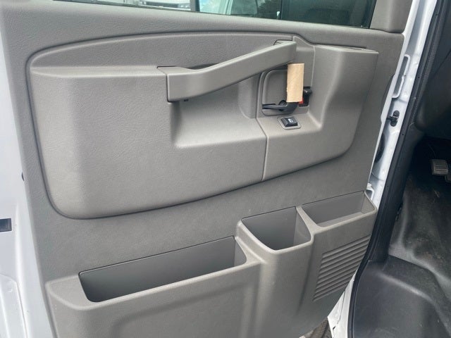 2025 Chevrolet Express 3500 Cutaway Cutaway