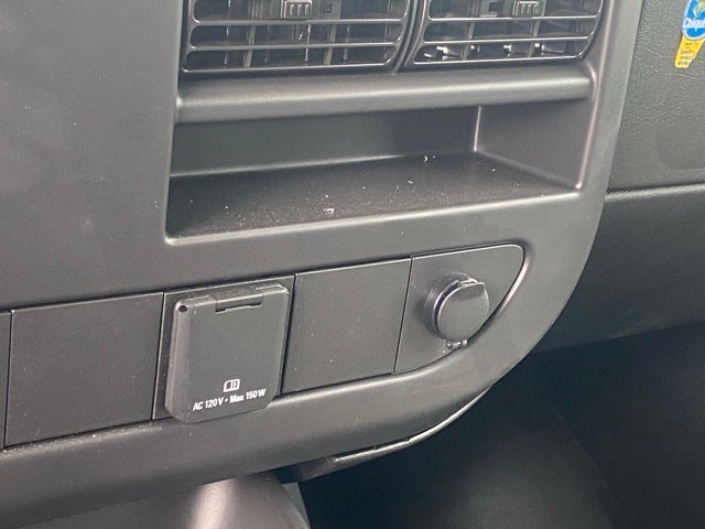 2025 Chevrolet Express 3500 Cutaway Cutaway