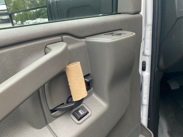 2025 Chevrolet Express 3500 Cutaway Cutaway