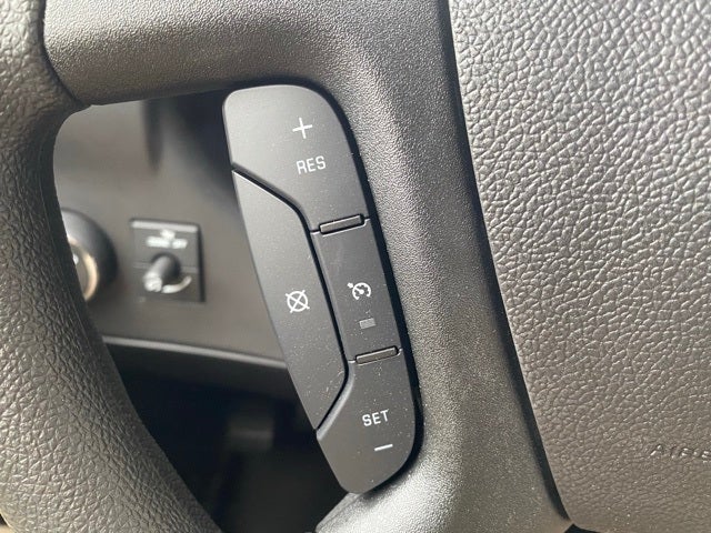 2025 Chevrolet Express 3500 Cutaway Cutaway