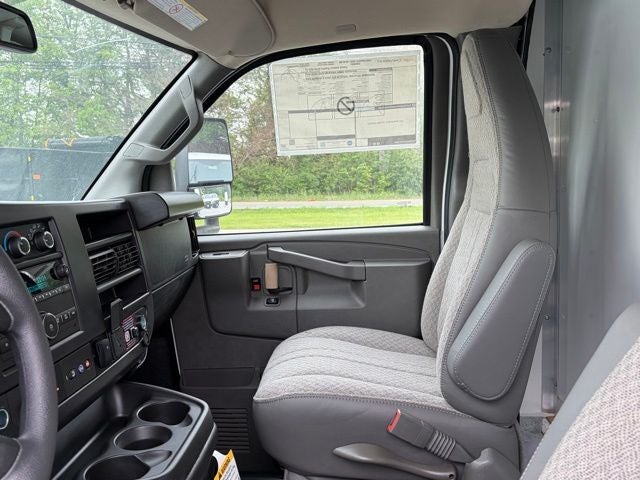 2026 Chevrolet Express 3500 Work Van Cutaway