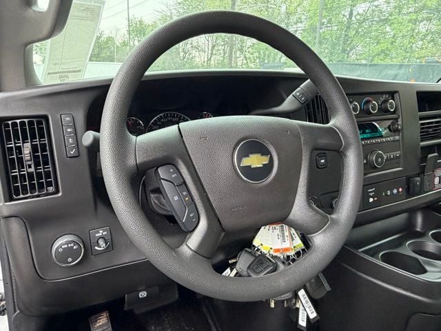 2026 Chevrolet Express 3500 Work Van Cutaway
