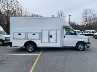 2025 Chevrolet Express 3500 Cutaway Cutaway