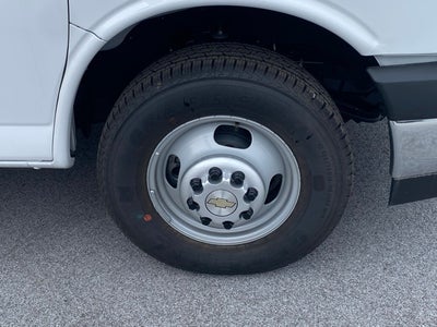 2025 Chevrolet Express 3500 Cutaway Cutaway