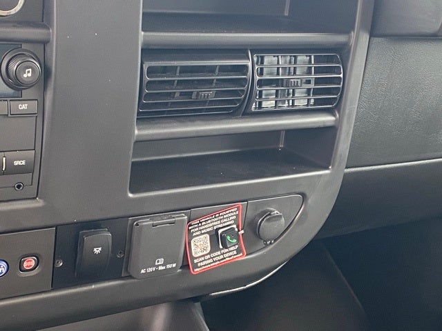 2025 Chevrolet Express 3500 Cutaway Cutaway