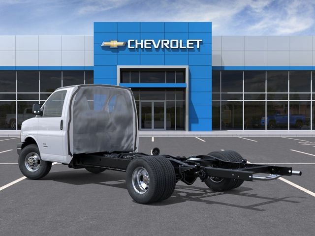 2026 Chevrolet Express Cutaway 4500 Series