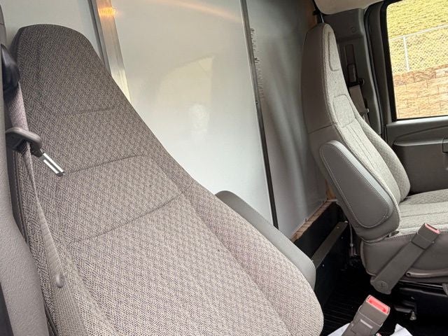 2026 Chevrolet Express Cutaway 4500 Series