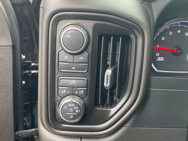 2023 Chevrolet Silverado 2500HD Custom