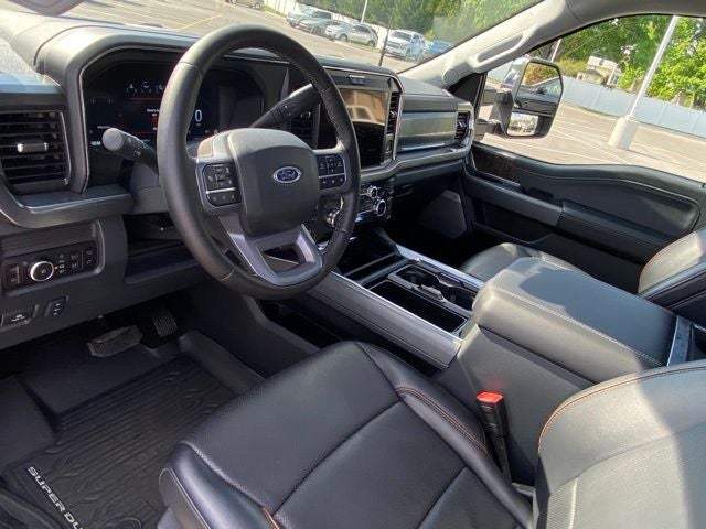 2025 Ford F-350SD Lariat