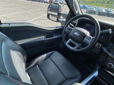 2025 Ford F-350SD Lariat