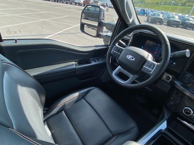 2025 Ford F-350SD Lariat