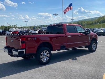 2025 Ford F-350SD Lariat