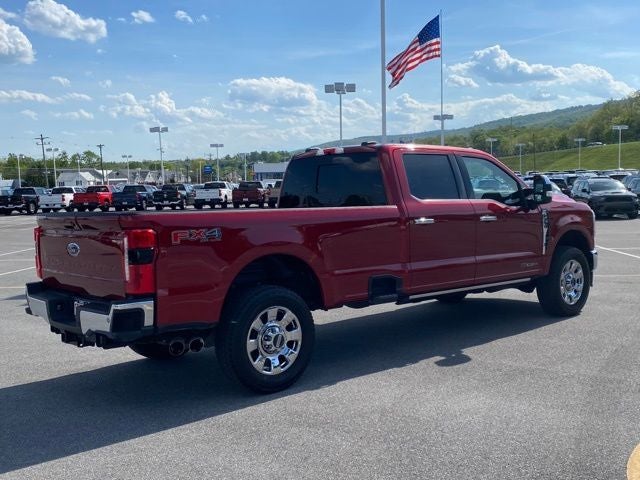 2025 Ford F-350SD Lariat
