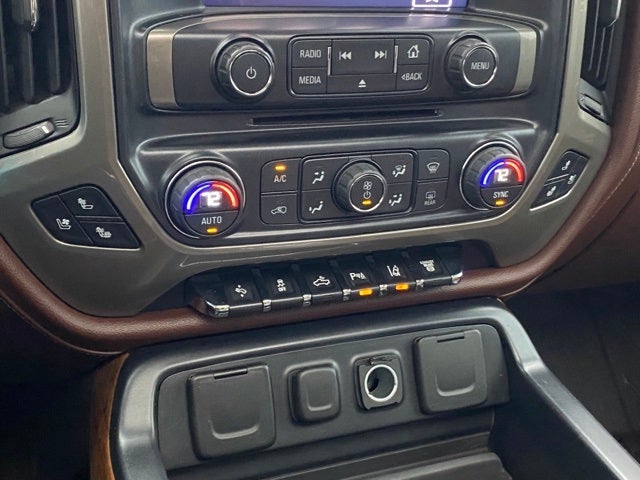 2016 Chevrolet Silverado 3500HD High Country