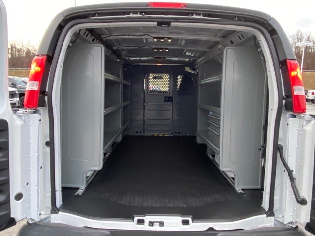 2025 Chevrolet Express 2500 Work Van Cargo