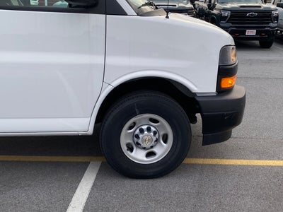 2025 Chevrolet Express 2500 Work Van Cargo