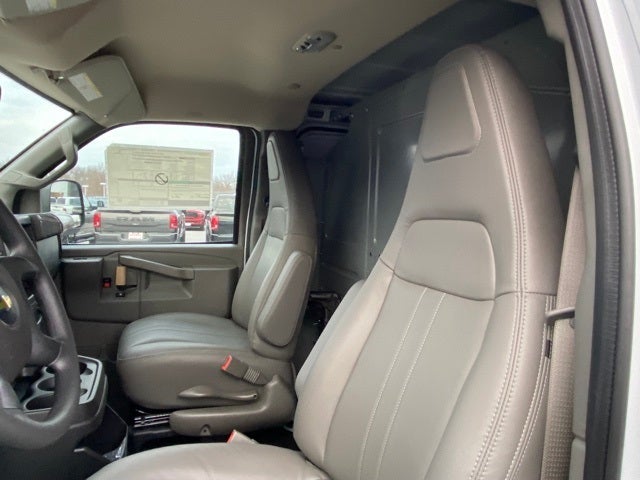 2025 Chevrolet Express 2500 Work Van Cargo