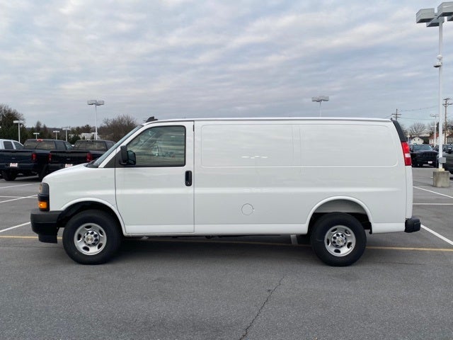 2025 Chevrolet Express 2500 Work Van Cargo