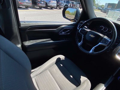 2023 Chevrolet Suburban LS