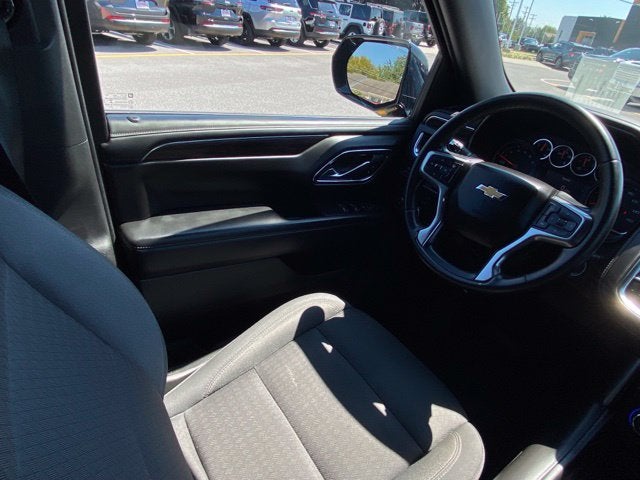 2023 Chevrolet Suburban LS