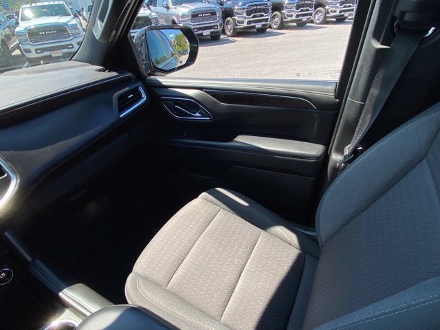 2023 Chevrolet Suburban LS