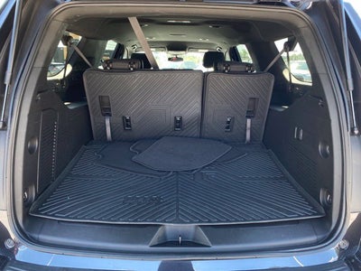 2023 Chevrolet Suburban LS