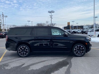 2022 Chevrolet Suburban RST