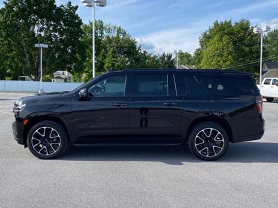 2024 Chevrolet Suburban RST