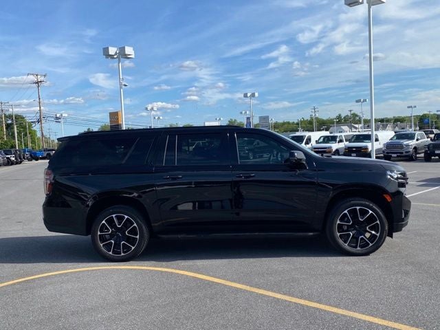 2024 Chevrolet Suburban RST