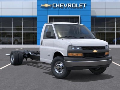 2026 Chevrolet Express 3500 Work Van Cutaway