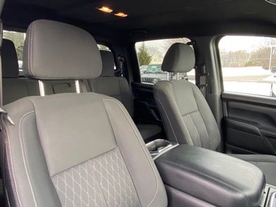 2018 Nissan Titan XD SV Midnight Edition