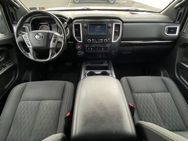 2018 Nissan Titan XD SV Midnight Edition