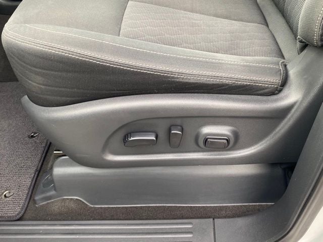 2018 Nissan Titan XD SV Midnight Edition