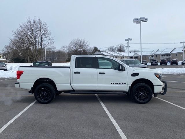 2018 Nissan Titan XD SV Midnight Edition