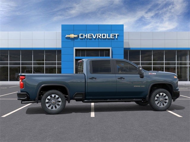 2026 Chevrolet Silverado 2500HD Custom