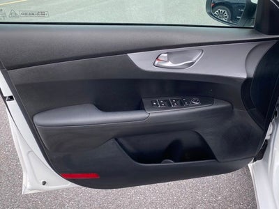 2023 Kia Forte LX