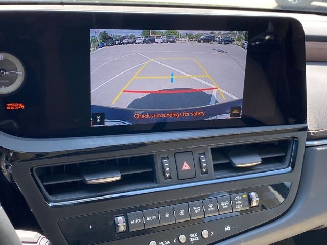 2025 Lexus ES ES 300h