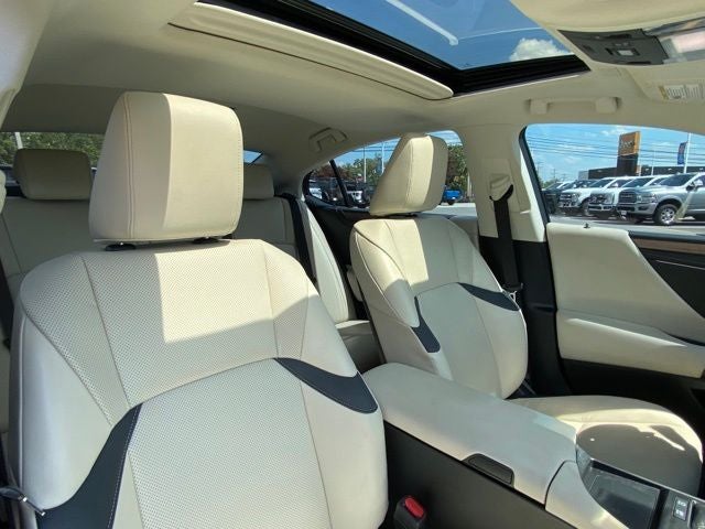 2025 Lexus ES ES 300h