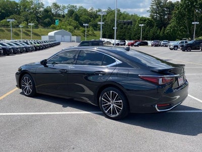 2025 Lexus ES ES 300h