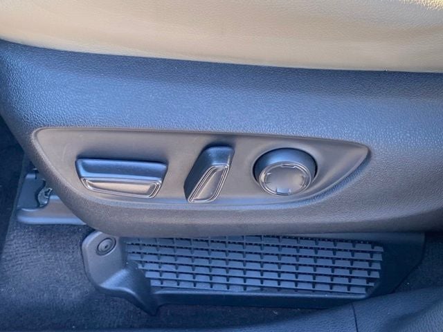 2023 Toyota Sienna XLE 7 Passenger