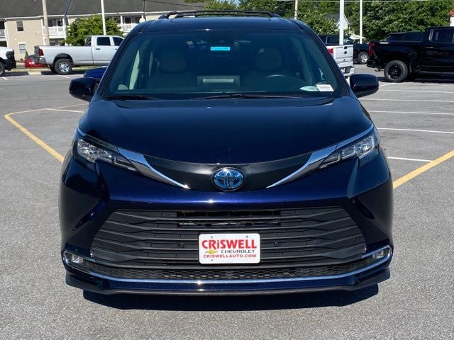 2023 Toyota Sienna XLE 7 Passenger