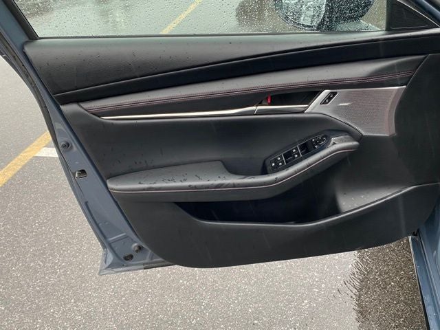 2023 Mazda Mazda3 2.5 S Carbon Edition