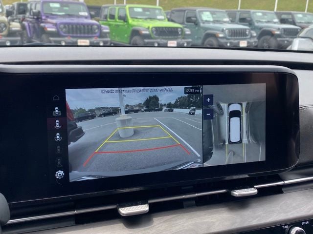 2023 Kia Carnival SX