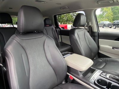2023 Kia Carnival SX