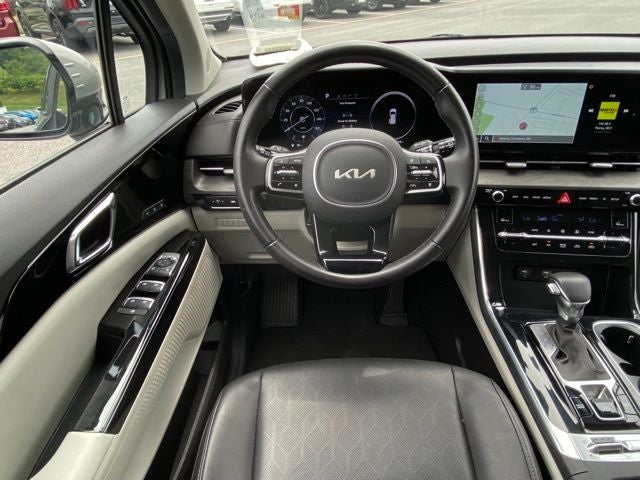 2023 Kia Carnival SX