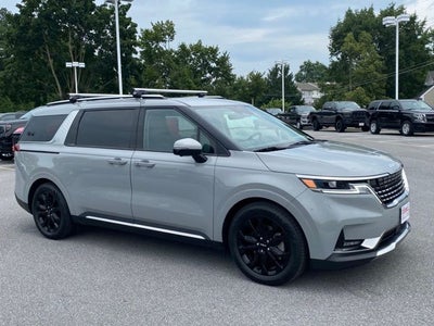 2023 Kia Carnival SX