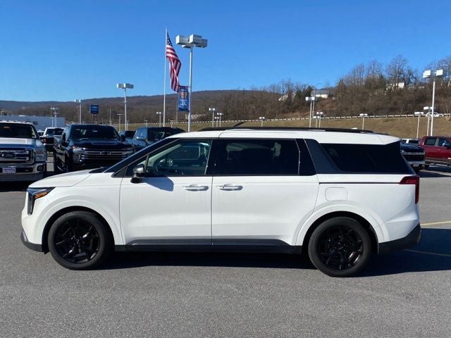 2025 Kia Carnival SX