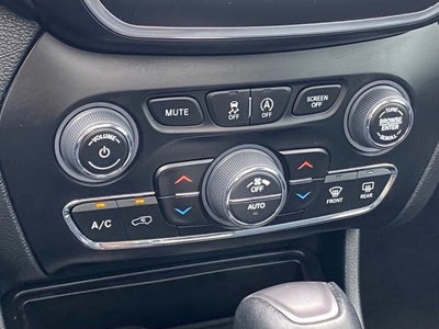 2022 Jeep Cherokee Latitude Lux 4x4